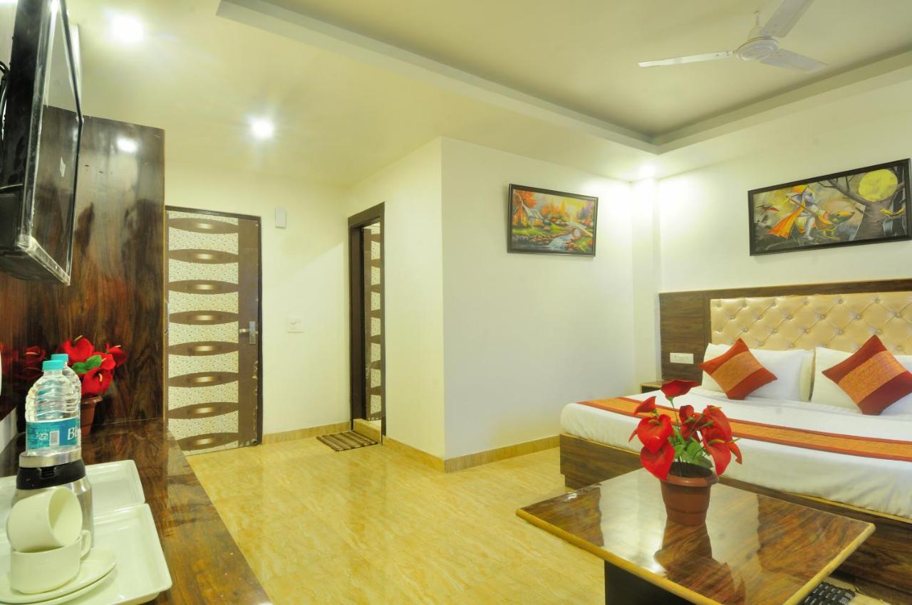 Hotel Noida Delight Exterior photo