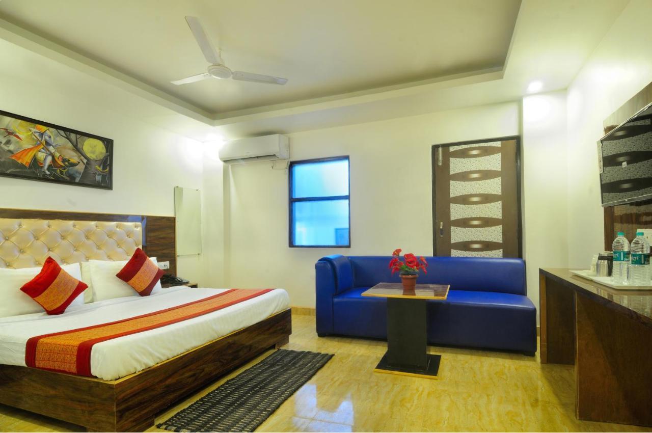 Hotel Noida Delight Exterior photo